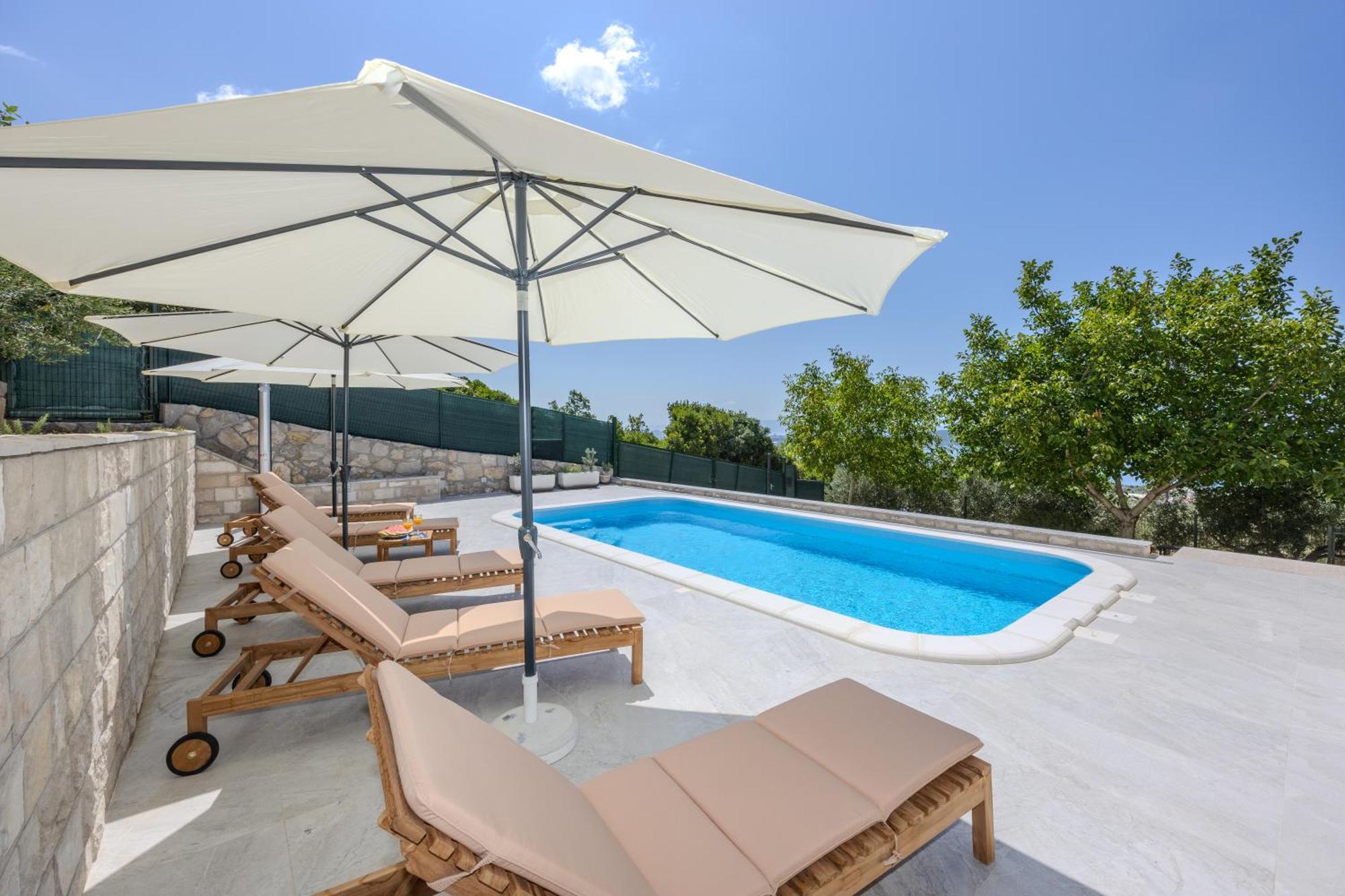 Private Villa Golden Hour With A View Of Split Area Kaštel Sućurac Exterior foto